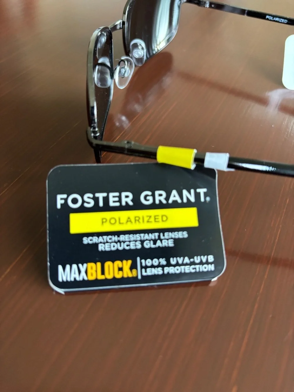 Foster Grant  Polarized MaxBlock 100% UVA-UVB Aviator,gray mirror,black frame